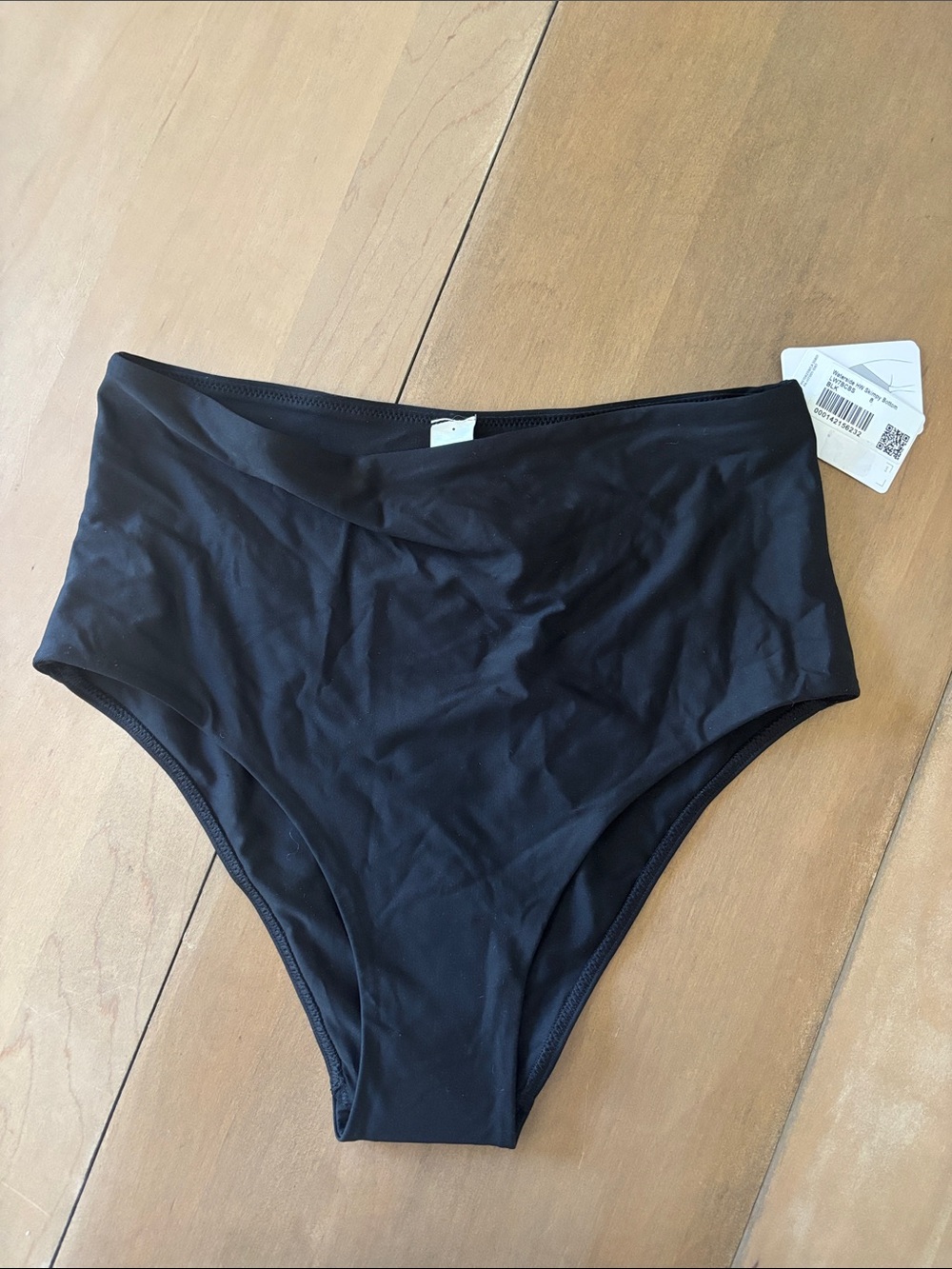 NWT Lululemon Waterside High-Waist Skimpy Bottom size 8